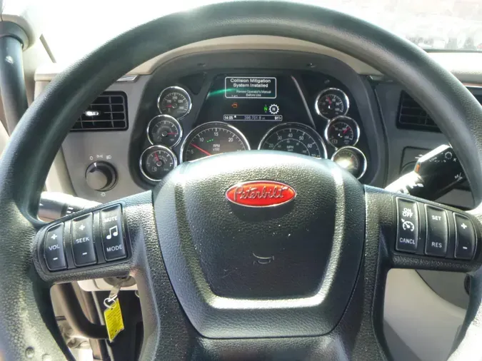 2021 Peterbilt 579