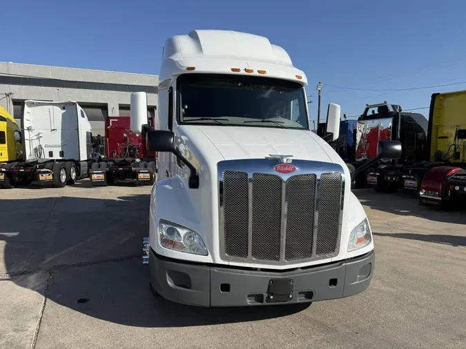 2021 Peterbilt 579e10f32d55974d3eba52551fa69b0d6f9