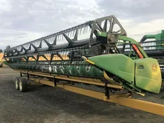 2017 John Deere 635F