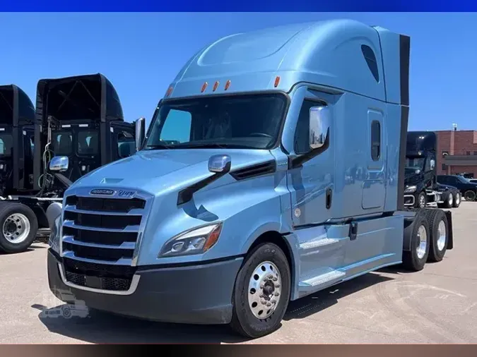 2023 FREIGHTLINER CASCADIA 126e112c65c58f0573656c8e38441bb0f16
