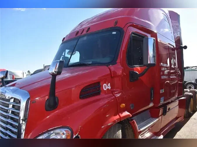 2015 FREIGHTLINER CASCADIA 113