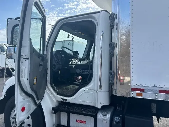 2019 Freightliner M2