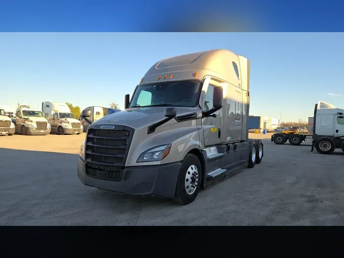 2023 Freightliner Cascadia