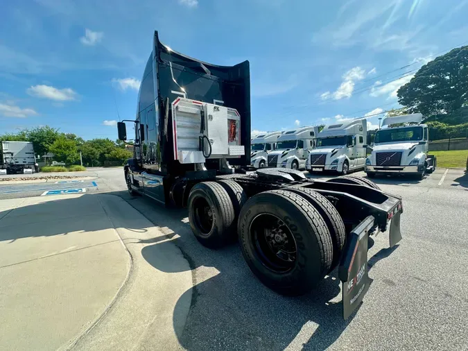 2021 Mack ANTHEM 64T