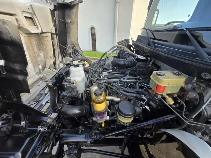 2016 Hino 268