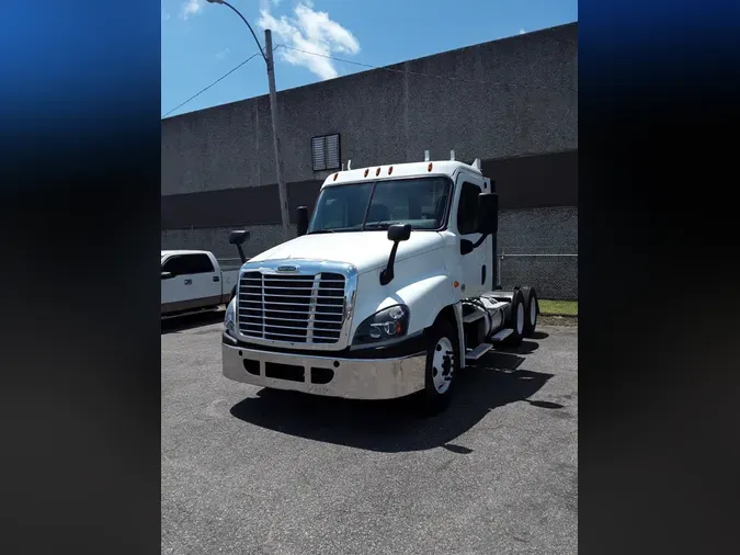 2017 FREIGHTLINER CASCADIA 125e12198905ff09754cb0255ffe9058dd6