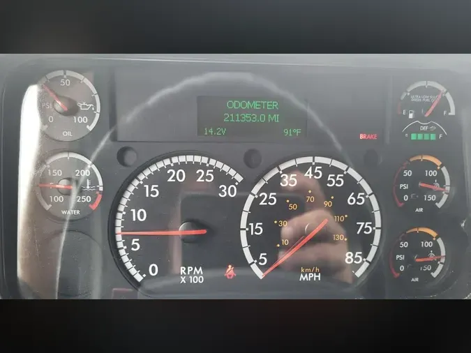 2019 FREIGHTLINER M2 106