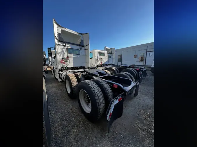 2018 VOLVO VNL64T-300