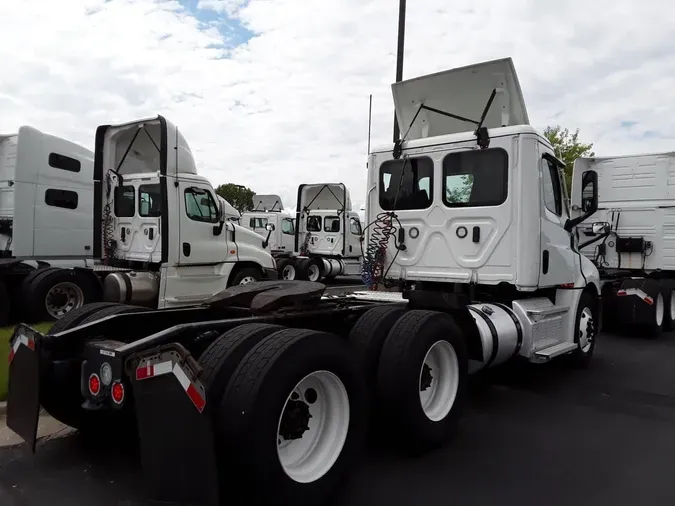 2021 FREIGHTLINER NEW CASCADIA PX12664