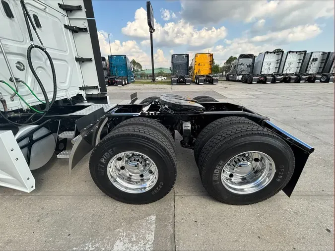 2022 Freightliner CA126SLPe133adce4ed138818f6b6513160577f2