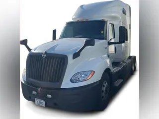 2022 International LT625