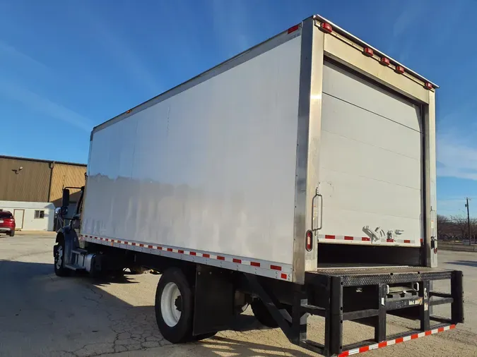 2019 FREIGHTLINER/MERCEDES M2 106