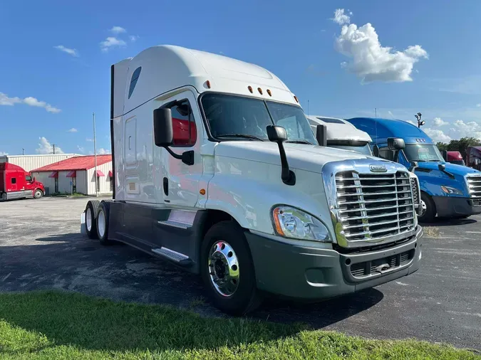 2019 FREIGHTLINER CASCADIA