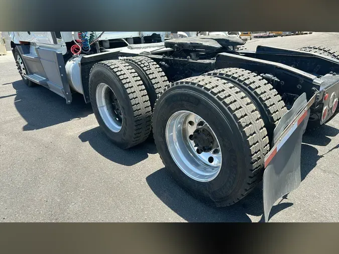2020 Freightliner Cascadia
