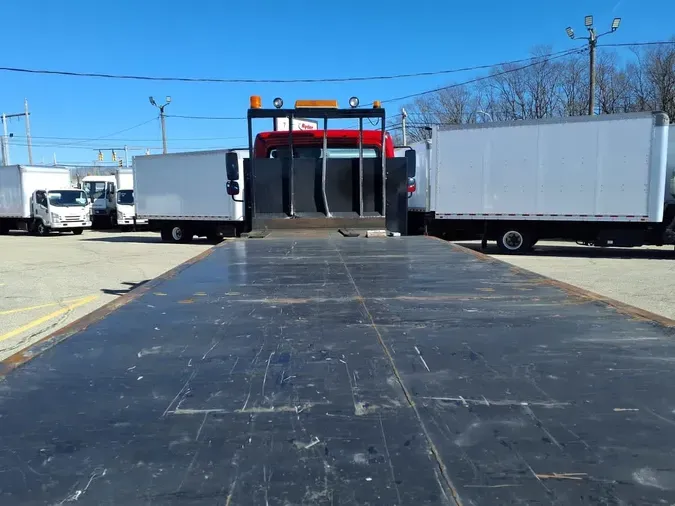 2018 FREIGHTLINER/MERCEDES M2 106