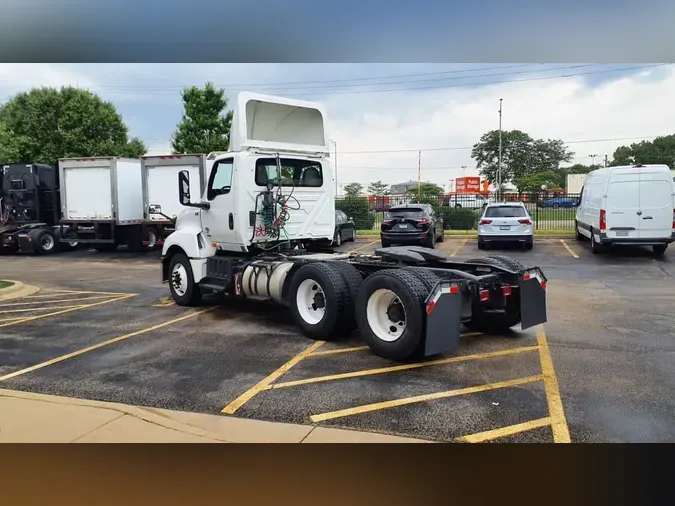 2019 NAVISTAR INTERNATIONAL LT625 DAYCAB T/A