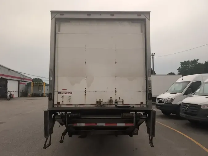 2020 FREIGHTLINER/MERCEDES M2 106