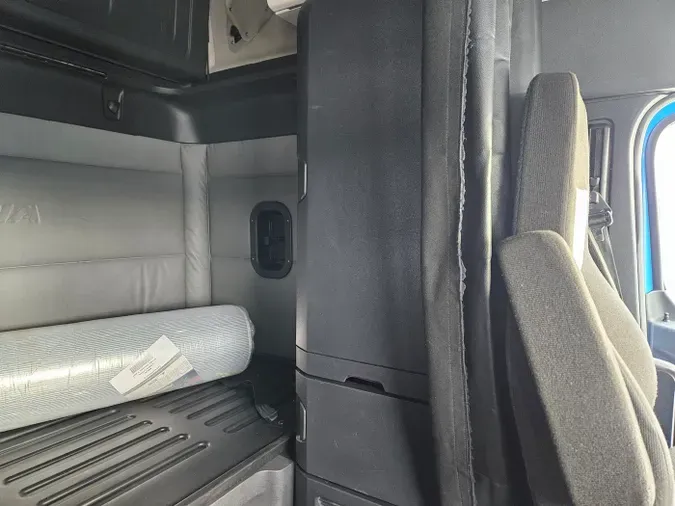 2022 Freightliner Cascadia