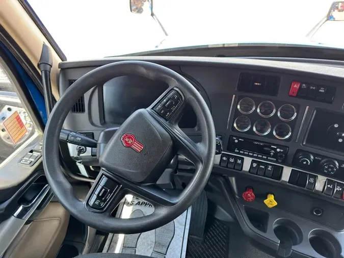 2023 KENWORTH T680e141d38fe7f2c47e19652a67aaad678b