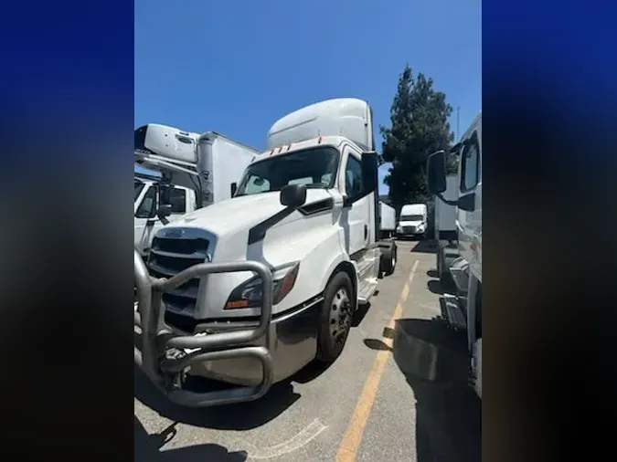 2019 FREIGHTLINER/MERCEDES NEW CASCADIA 116