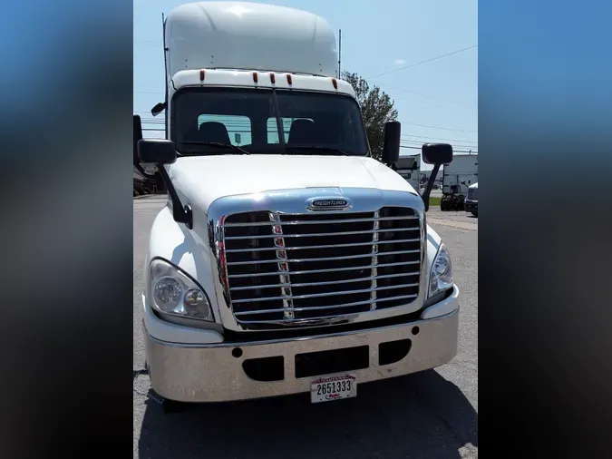 2016 FREIGHTLINER/MERCEDES CASCADIA 125