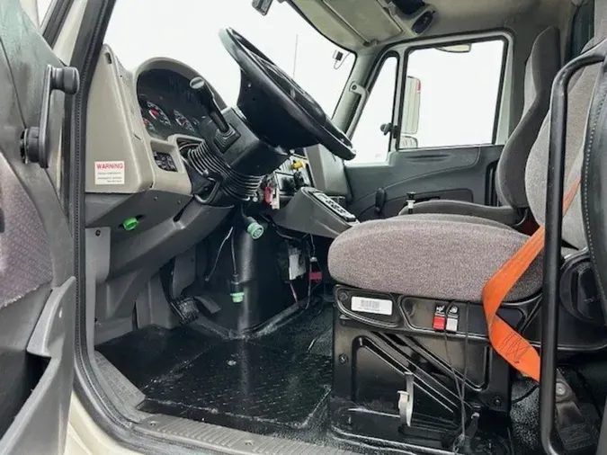 2018 International MV Series Day Cab