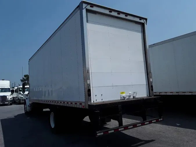 2019 FREIGHTLINER M2 106