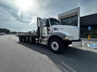 2018 Mack GU813