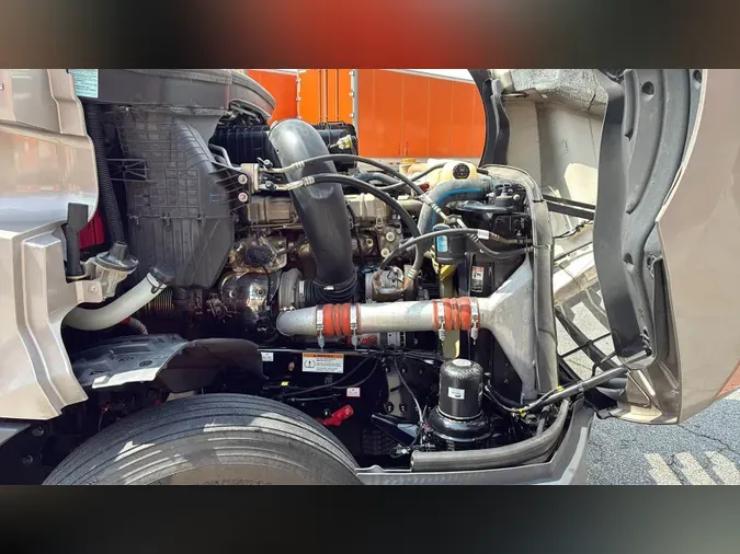 2023 Freightliner Cascadia 126e149b1a0bb90972757c921e5546239c2