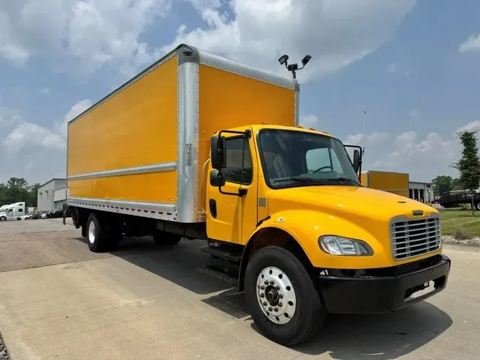 2019 Freightliner Business Class M2 106