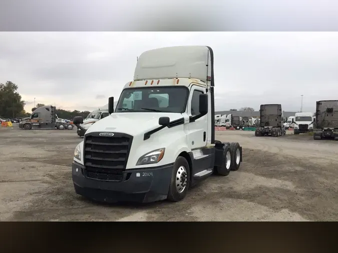 2020 Freightliner Cascadia 126e15173d0daad2cf7e13ebdc3e00422a9