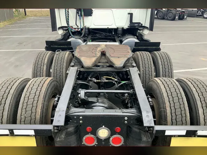2022 INT LT625 6x4