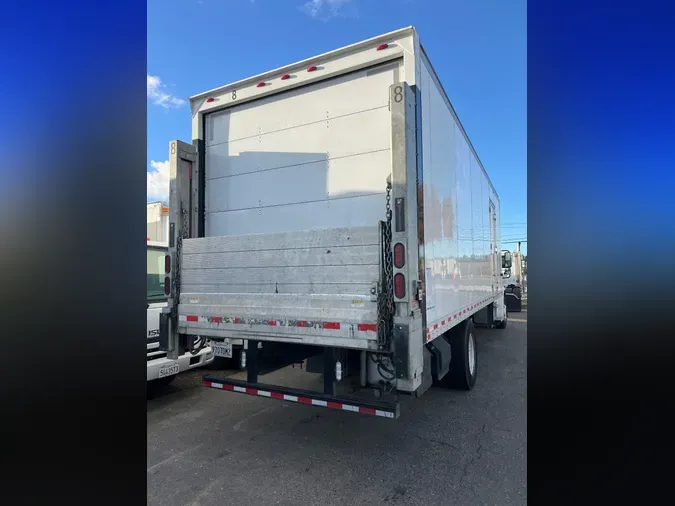 2019 FREIGHTLINER/MERCEDES M2 106