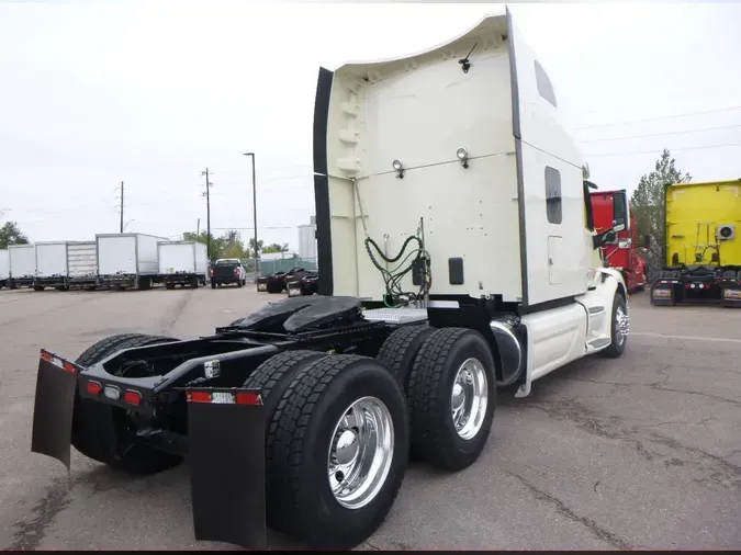 2022 Peterbilt 579