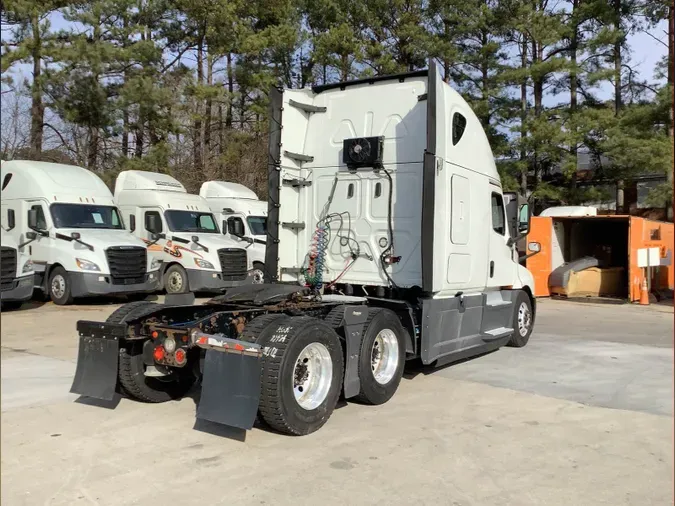 2020 Freightliner Cascadia