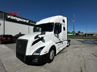 2019 Volvo VNL64T760