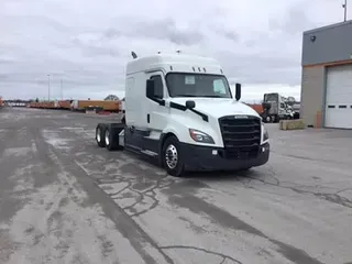 2020 Freightliner Cascadia