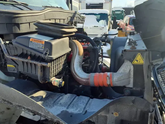 2020 NAVISTAR INTERNATIONAL MV607 (4X2)