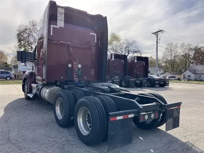 2021 KENWORTH T680