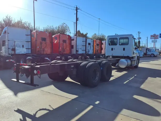 2017 FREIGHTLINER/MERCEDES CASCADIA 125e16b664b1a2ad737766189720910be82