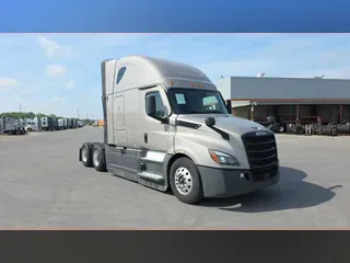 2025 Freightliner Cascadia 126