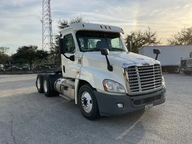2018 Freightliner X12564STe16f899f8053fb4c3e345784bed15004