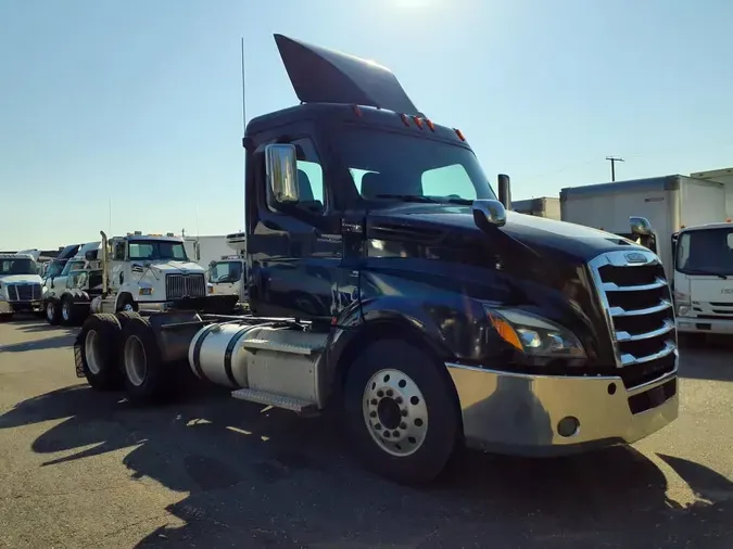 2020 FREIGHTLINER NEW CASCADIA PX12664