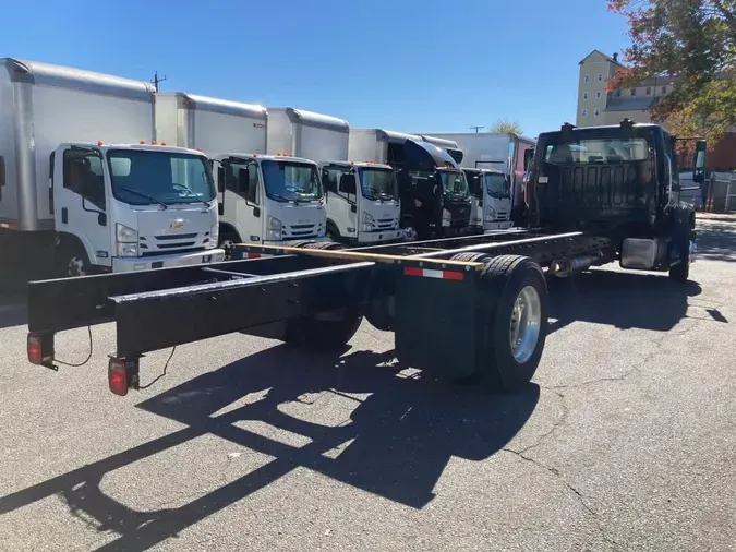 2017 FREIGHTLINER/MERCEDES M2 106