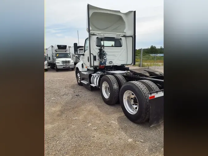 2020 NAVISTAR INTERNATIONAL LT625 DAYCAB T/A