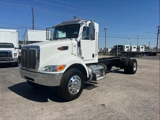 2020 Peterbilt 337