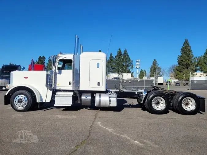 2021 PETERBILT 389