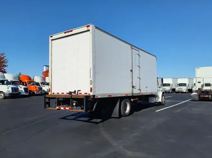 2015 FREIGHTLINER/MERCEDES M2 106