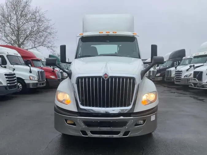 2019 NAVISTAR INTERNATIONAL LT625 DAYCAB T/A