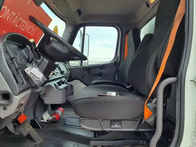 2020 FREIGHTLINER M2 106